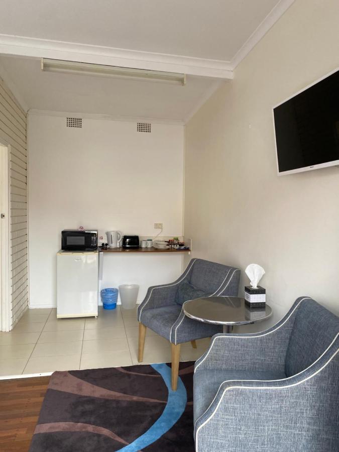 The Frontier Motel Dorrigo Bagian luar foto